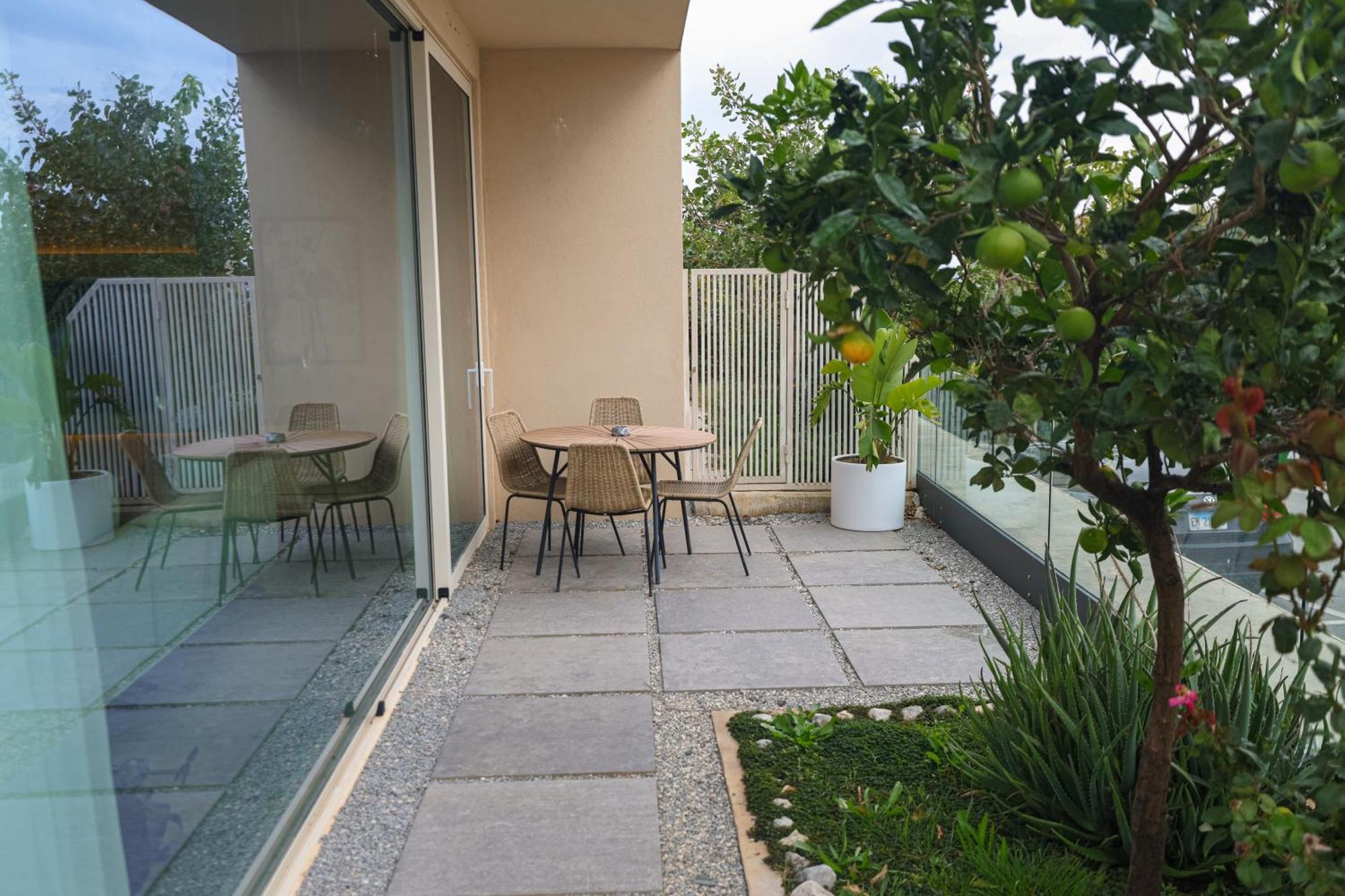 Green Coast Resort & Residences 94 Paljasa Exterior photo